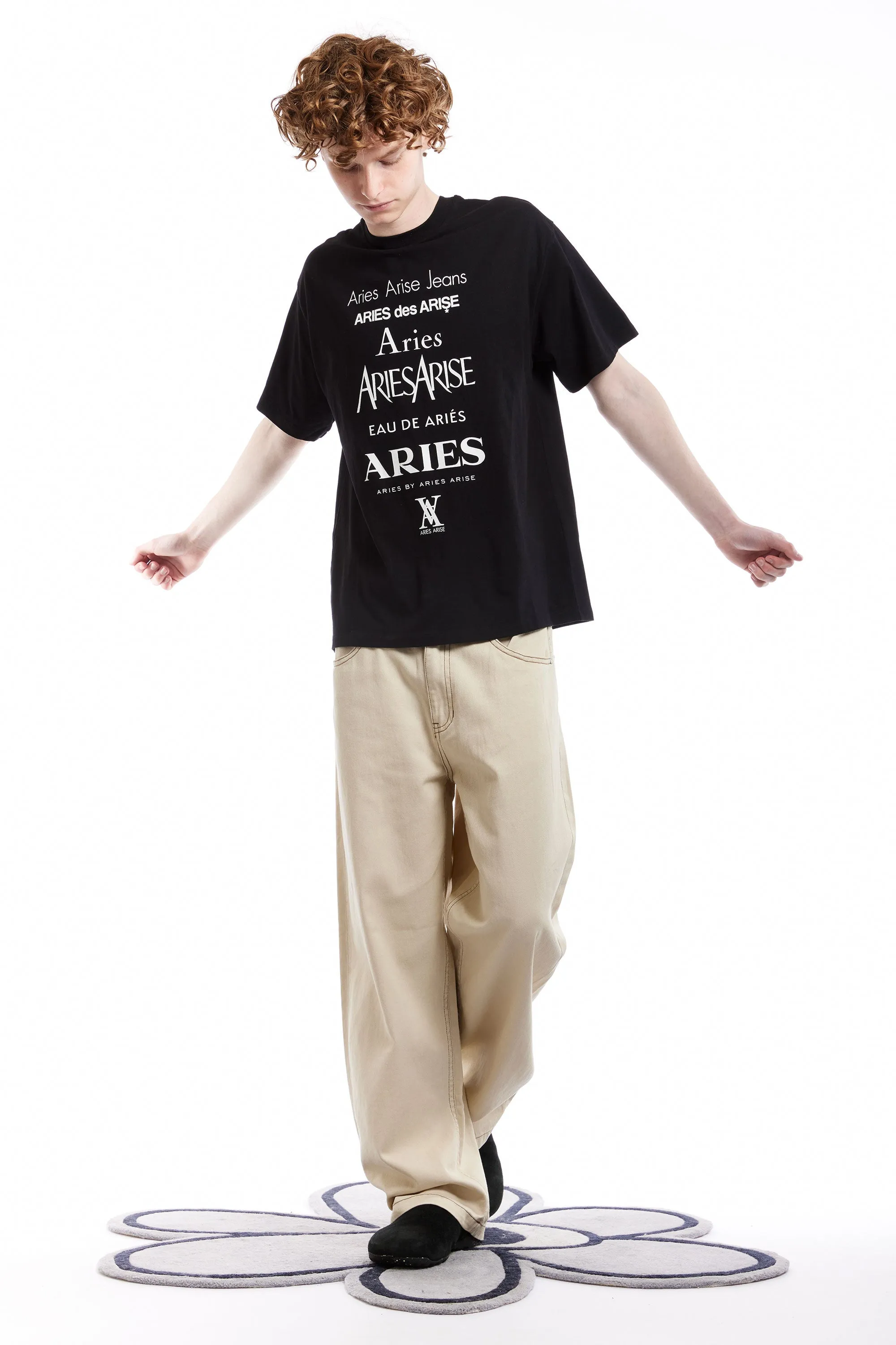 ARIES - PERFUME SS TEE BLACK
