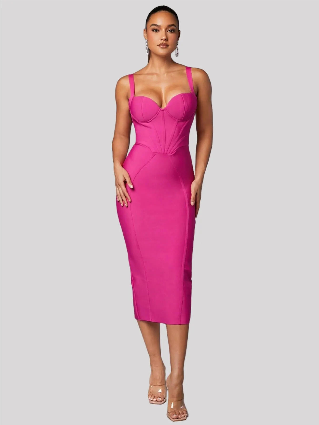 Elegant sleeveless long dress