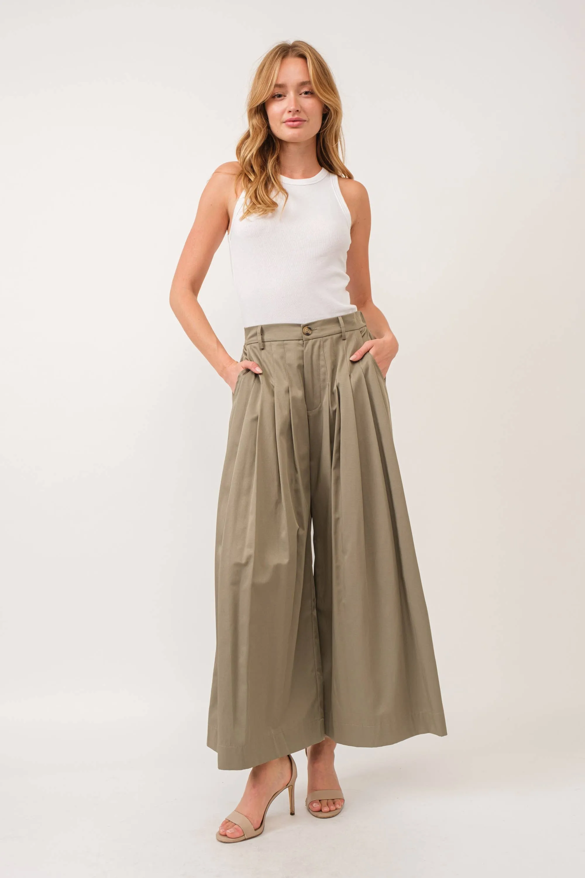 FINAL SALE Rachel Pleated Pants