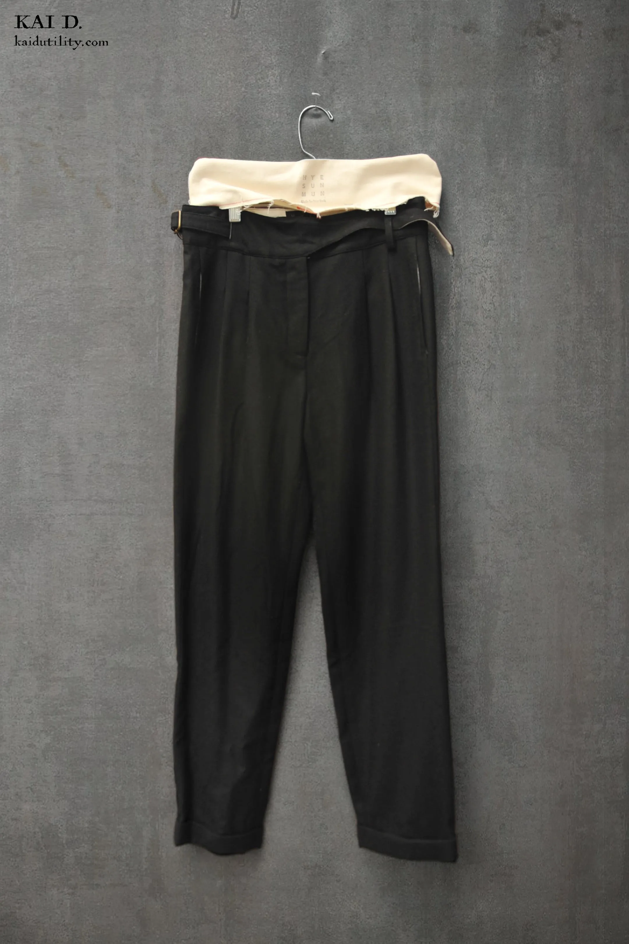 Isa Belted Pants - Black Wool Cashmere Blend - S, M