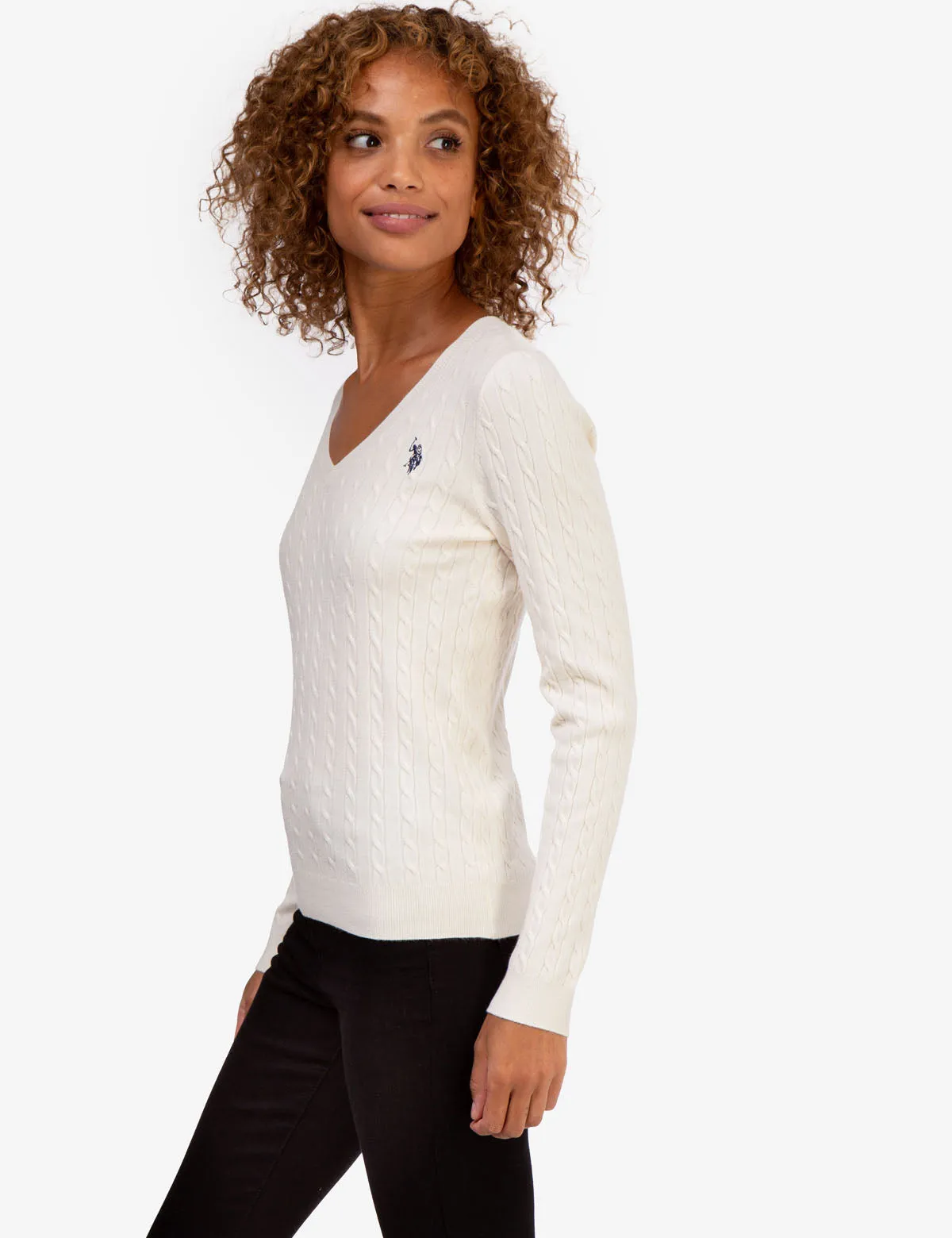 SOFT CABLE V-NECK SWEATER